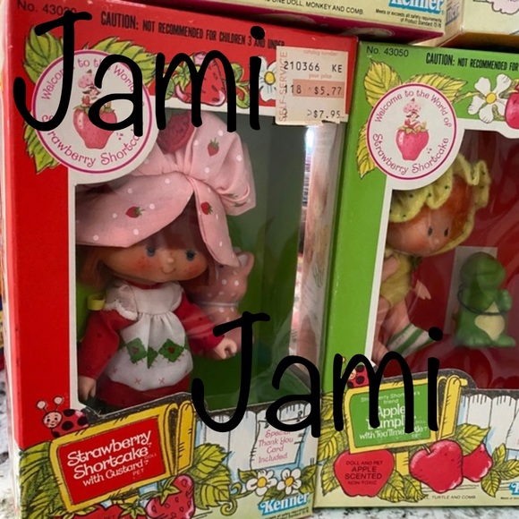 18 NIB STRAWBERRY SHORTCAKE DOLLS VINTAGE BERRYKIN - Picture 10 of 16